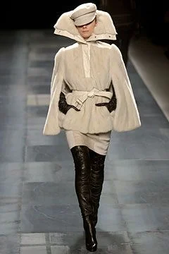 Look 17